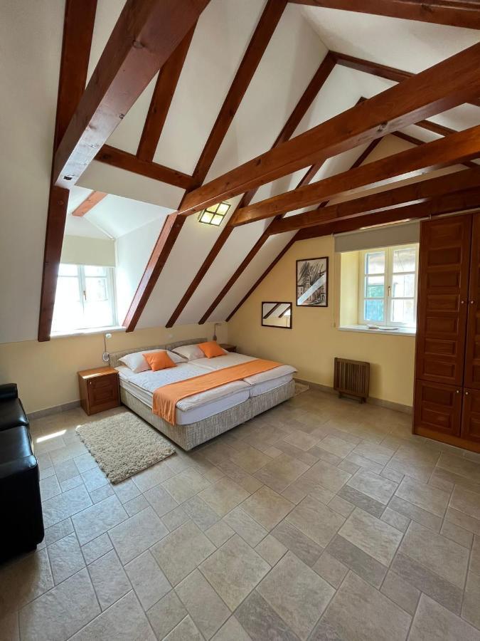 Rooms Toni Palace Spalato Esterno foto